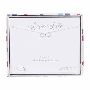 BNIB Infinity Symbol 925 Sterling Silver Necklace